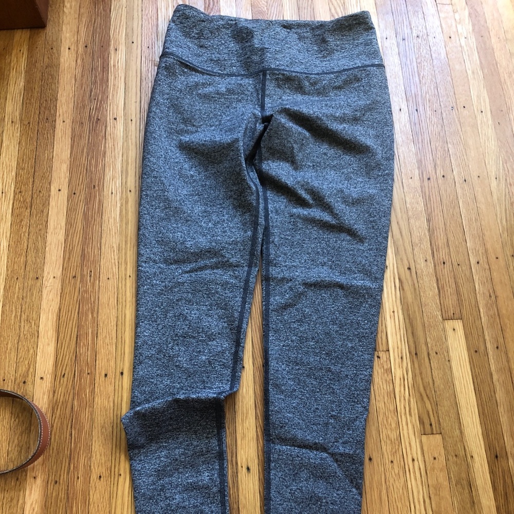 Victoria’s Secret Sport leggings
